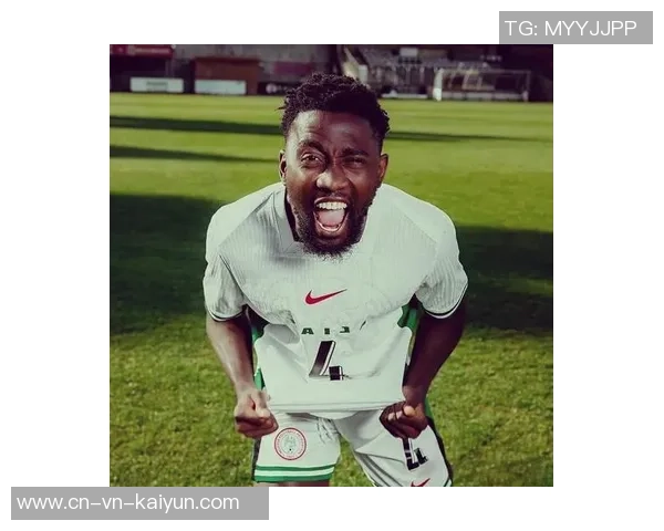 足球明星跨界演绎精彩人生盘点那些让人难忘的足球题材电影